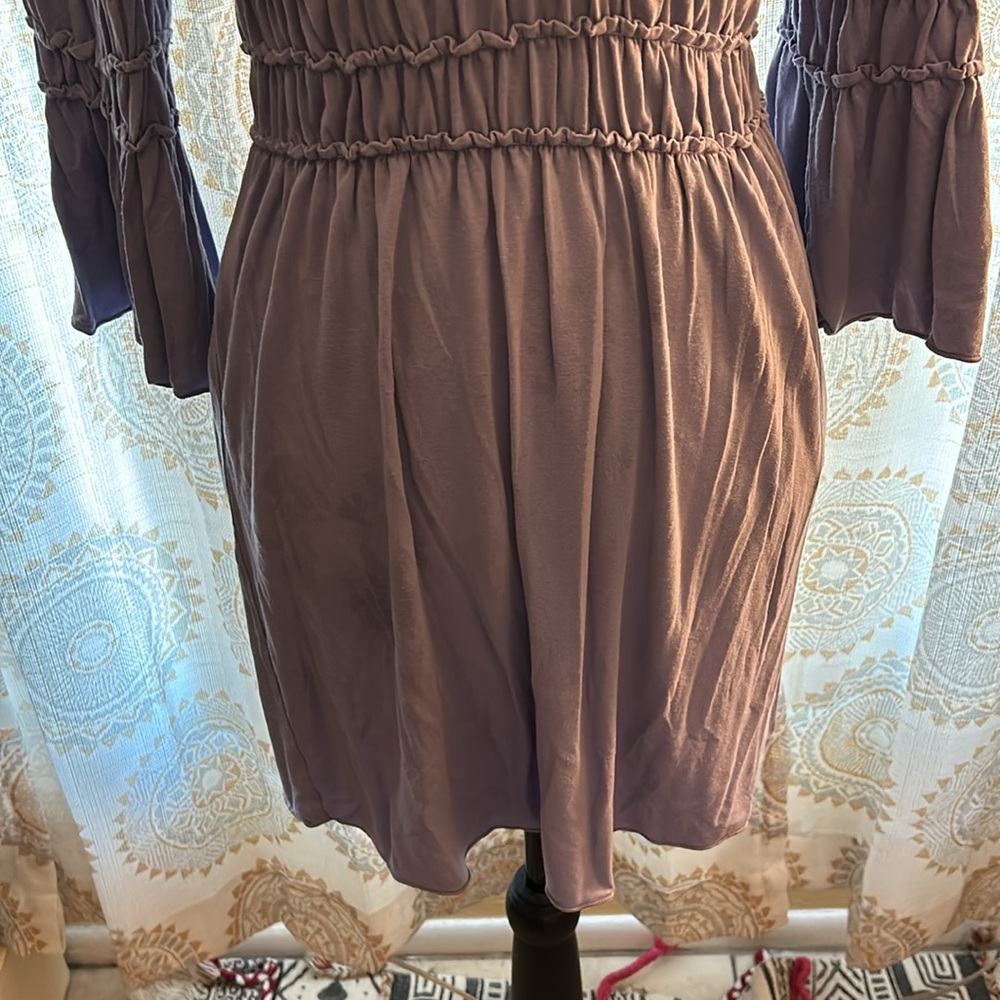 Max Studio Tunic! Medium. - Picture 3 of 3